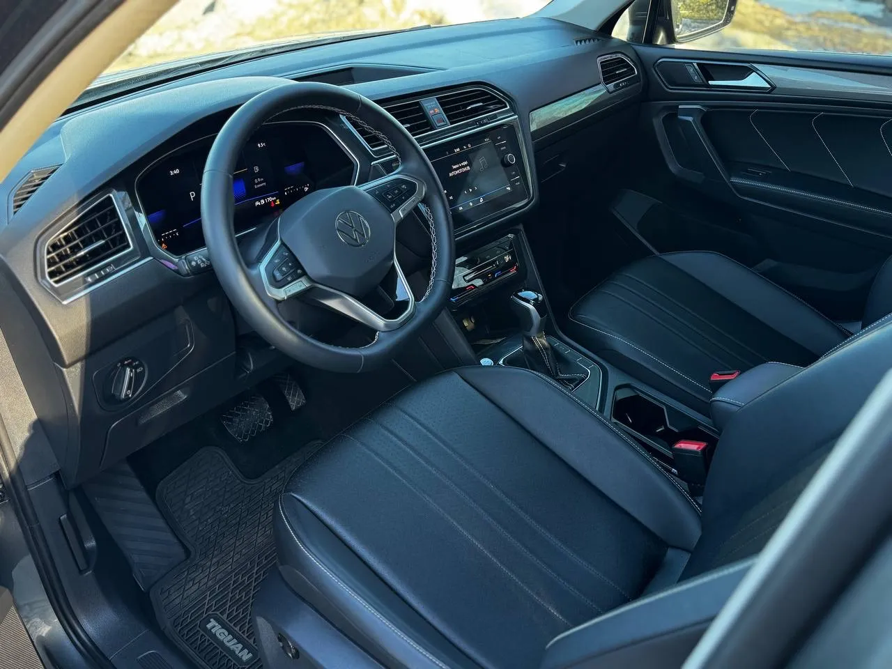 Volkswagen Tiguan - фото 31