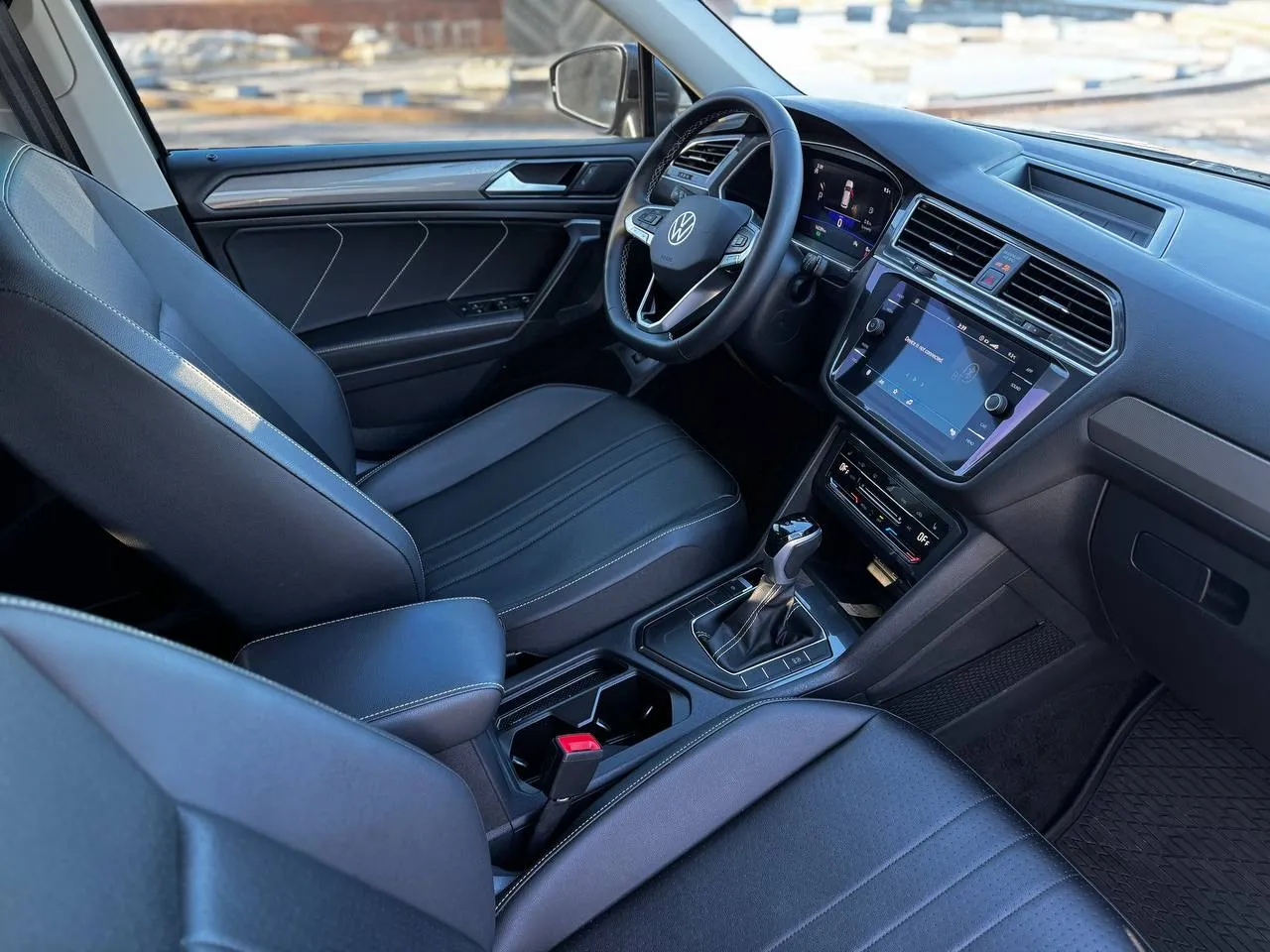 Volkswagen Tiguan - фото 19