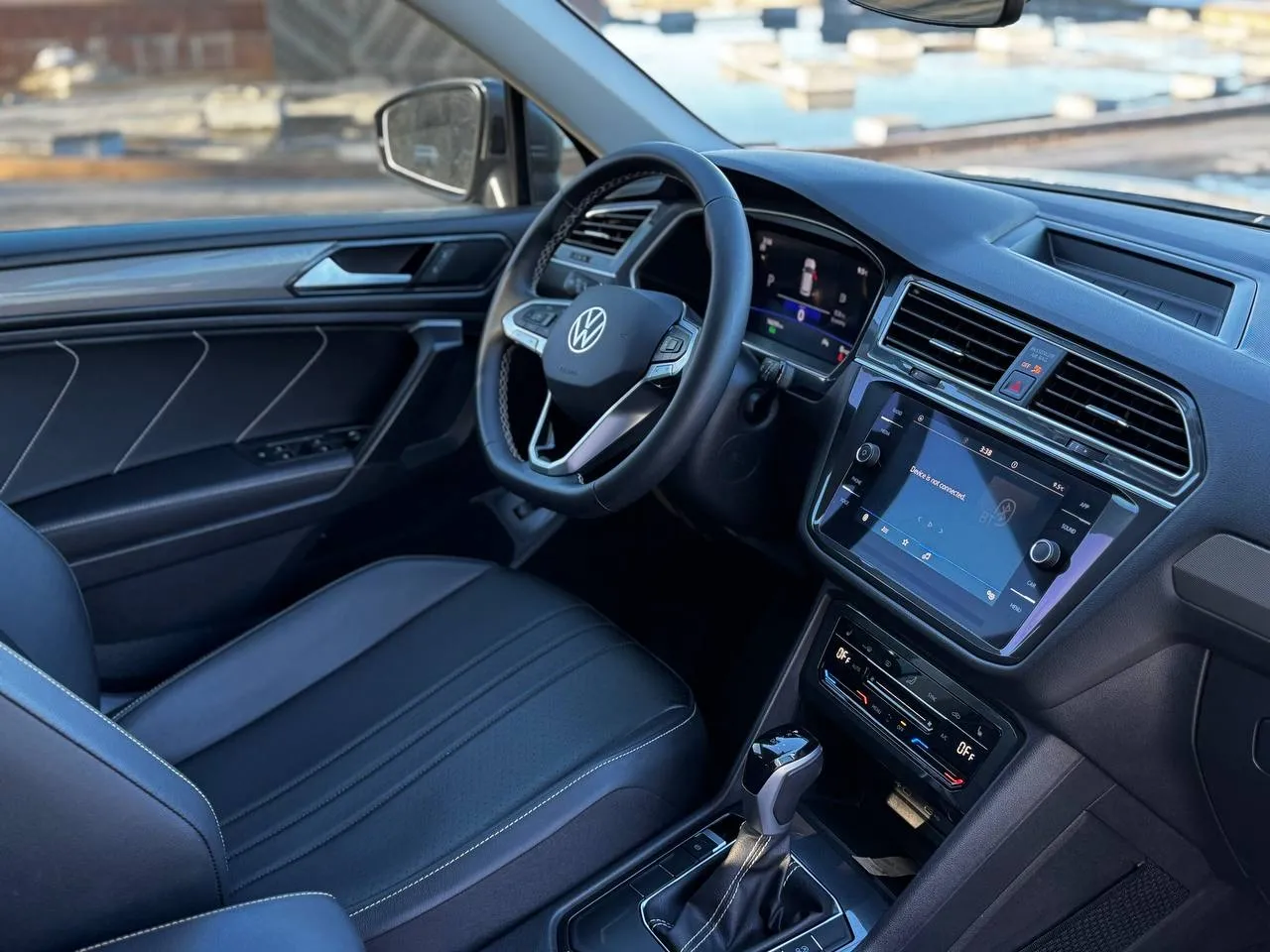 Volkswagen Tiguan - фото 18