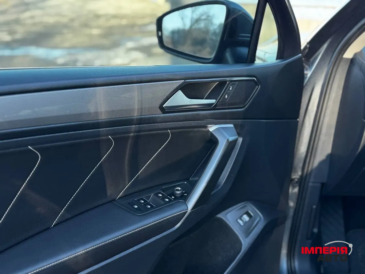 Volkswagen Tiguan - фото 29