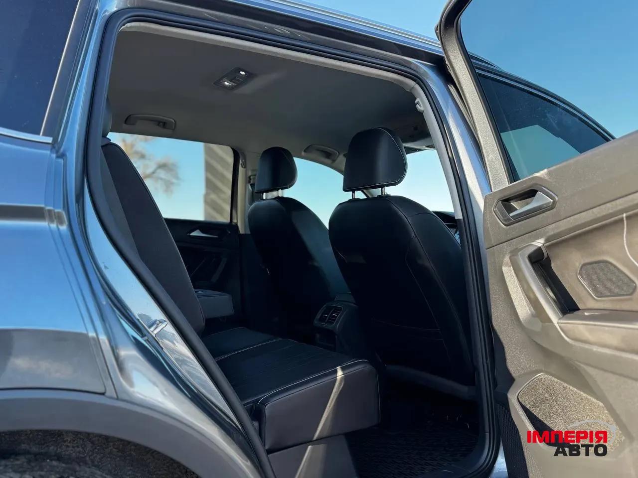 Volkswagen Tiguan - фото 28