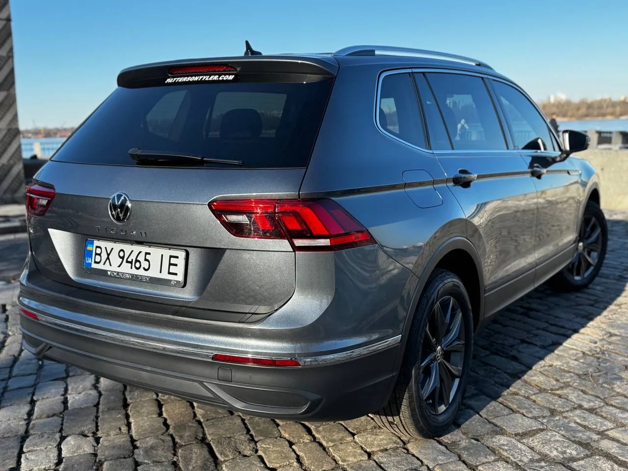 Volkswagen Tiguan - фото 13