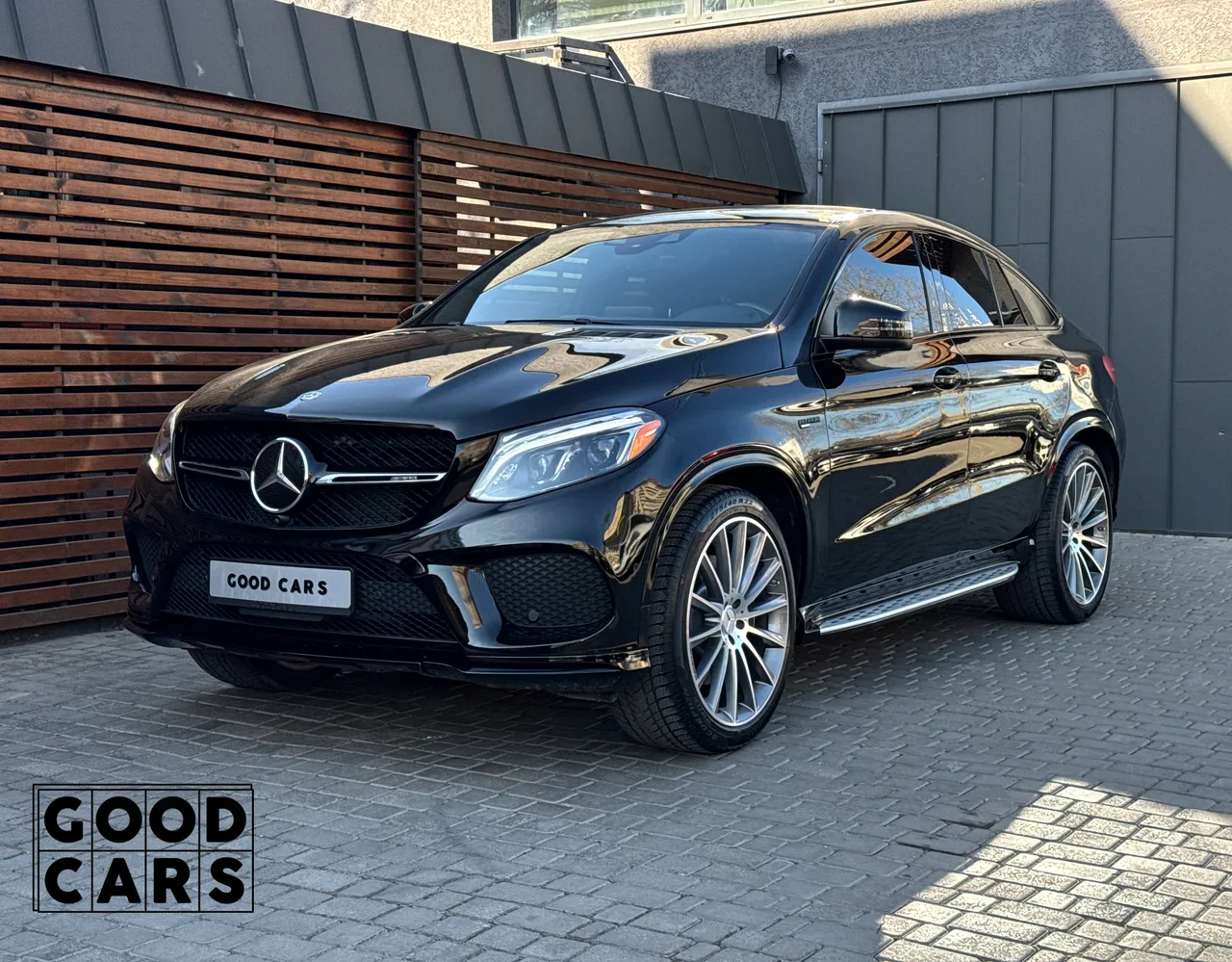 Mercedes-Benz GLE Coupe AMG - фото 3