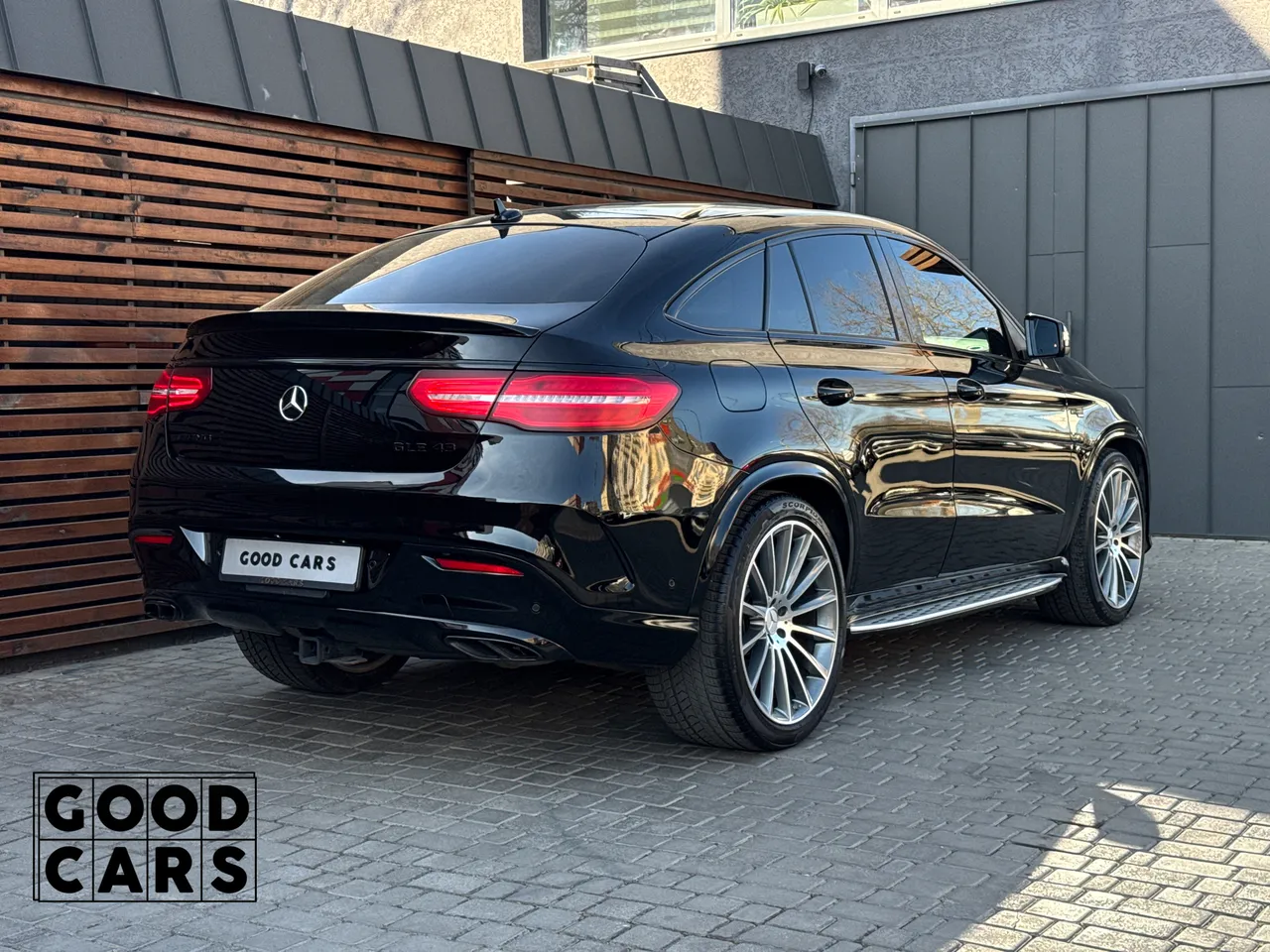 Mercedes-Benz GLE Coupe AMG - фото 7