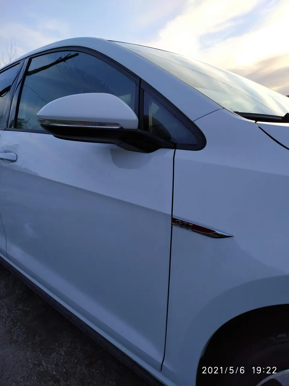 Volkswagen Golf GTI - фото 8