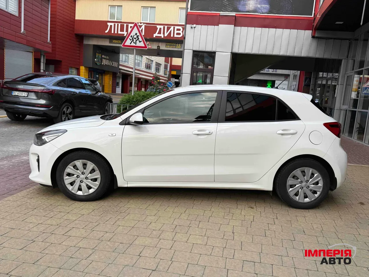 Kia Rio - фото 9