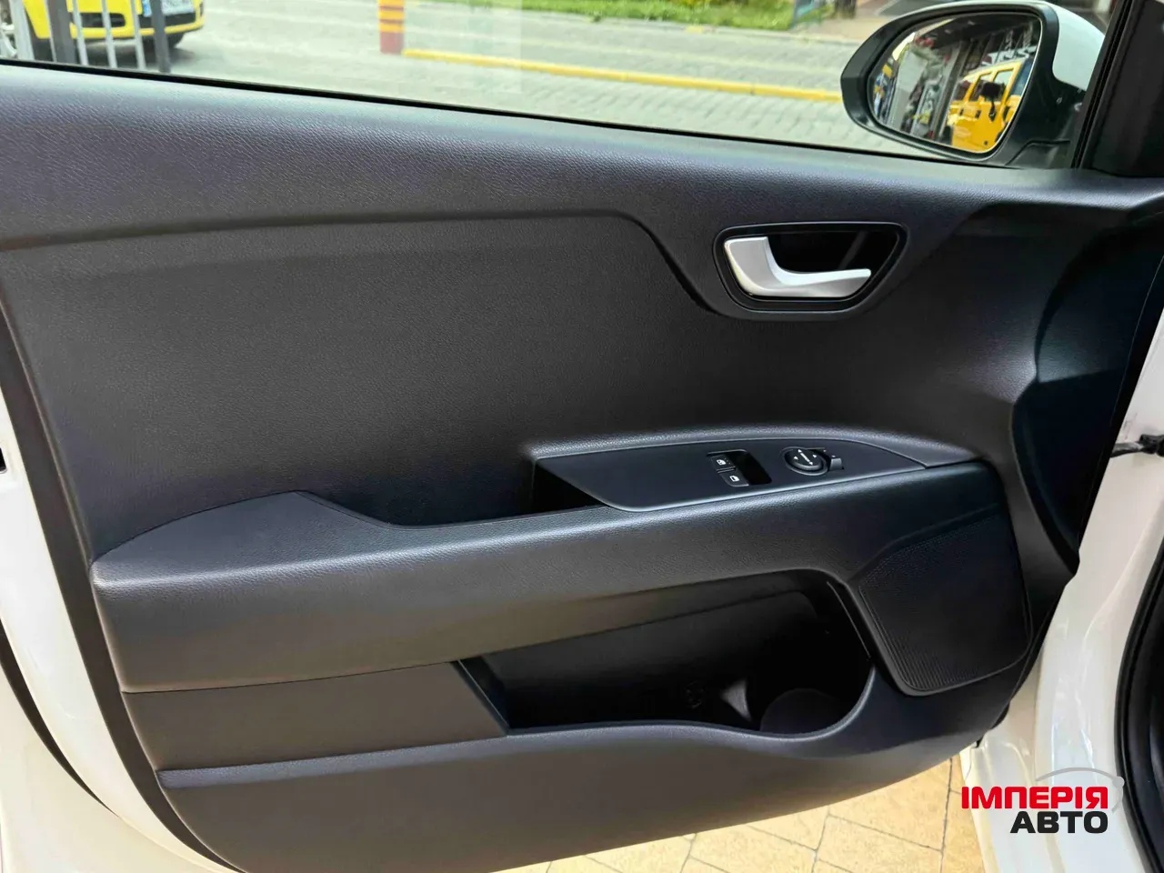 Kia Rio - фото 11