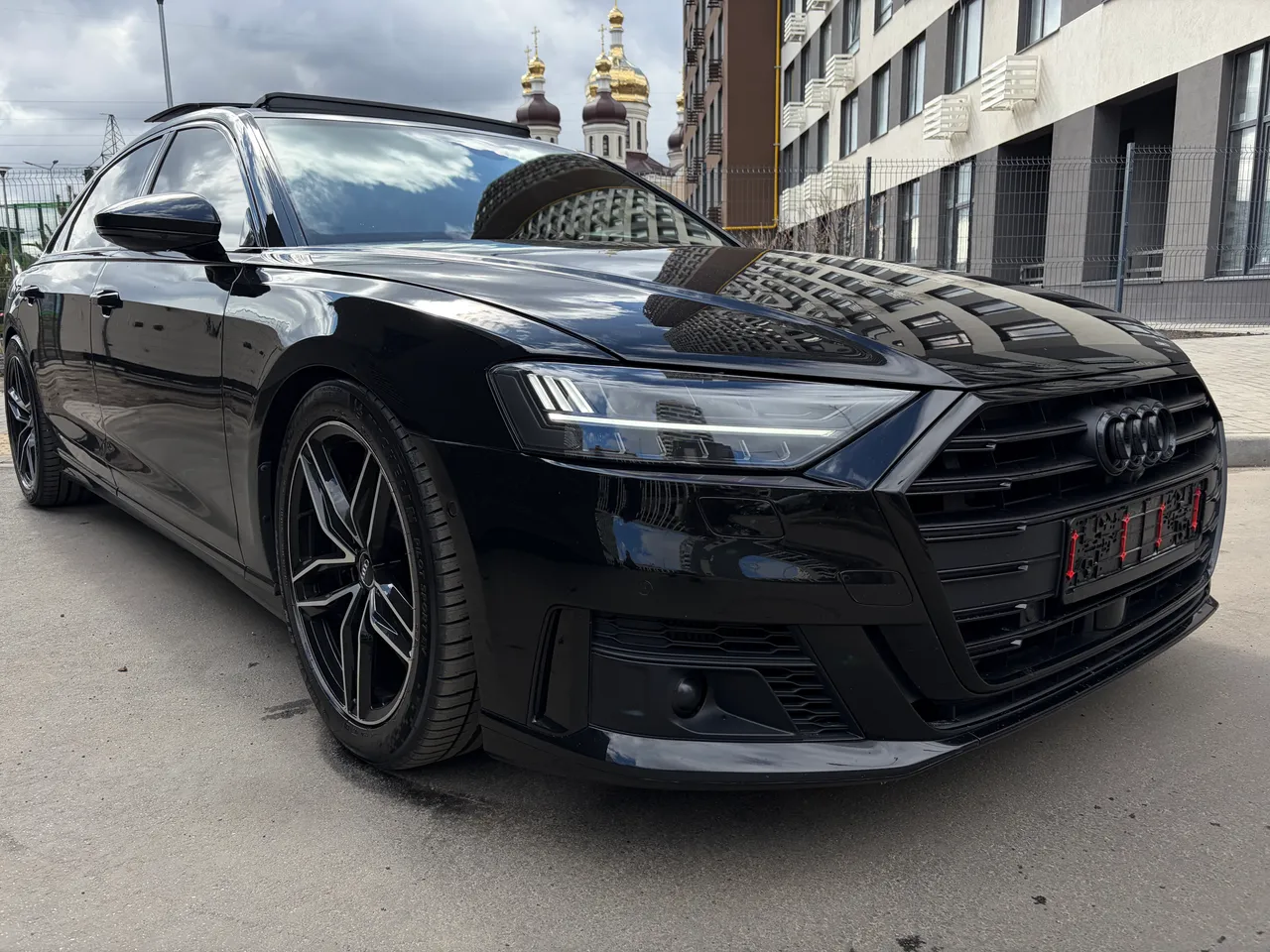 Audi A8 - фото 40