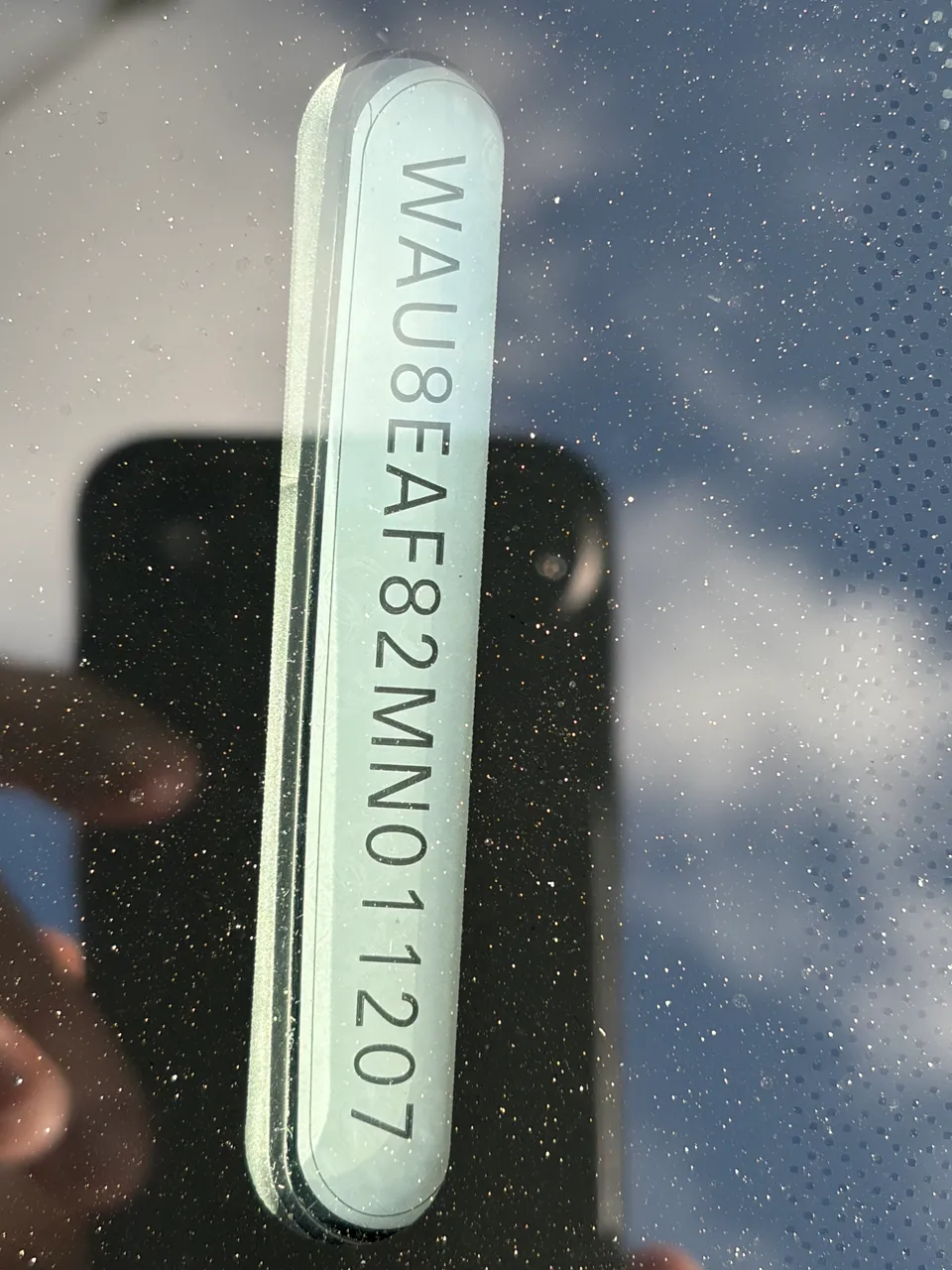 Audi A8 - фото 1