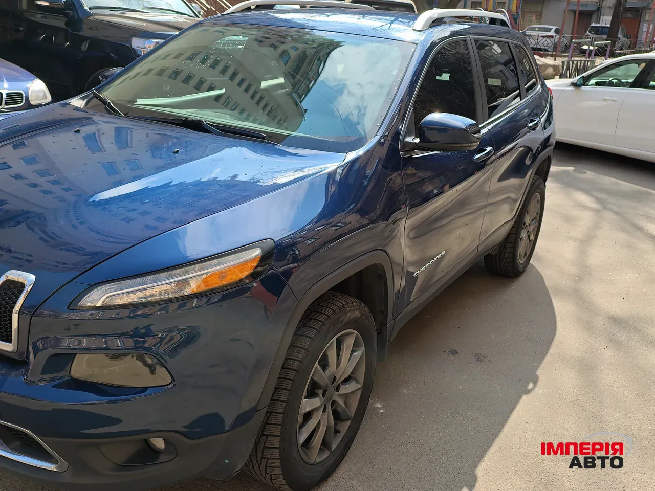 Jeep Cherokee - фото 5