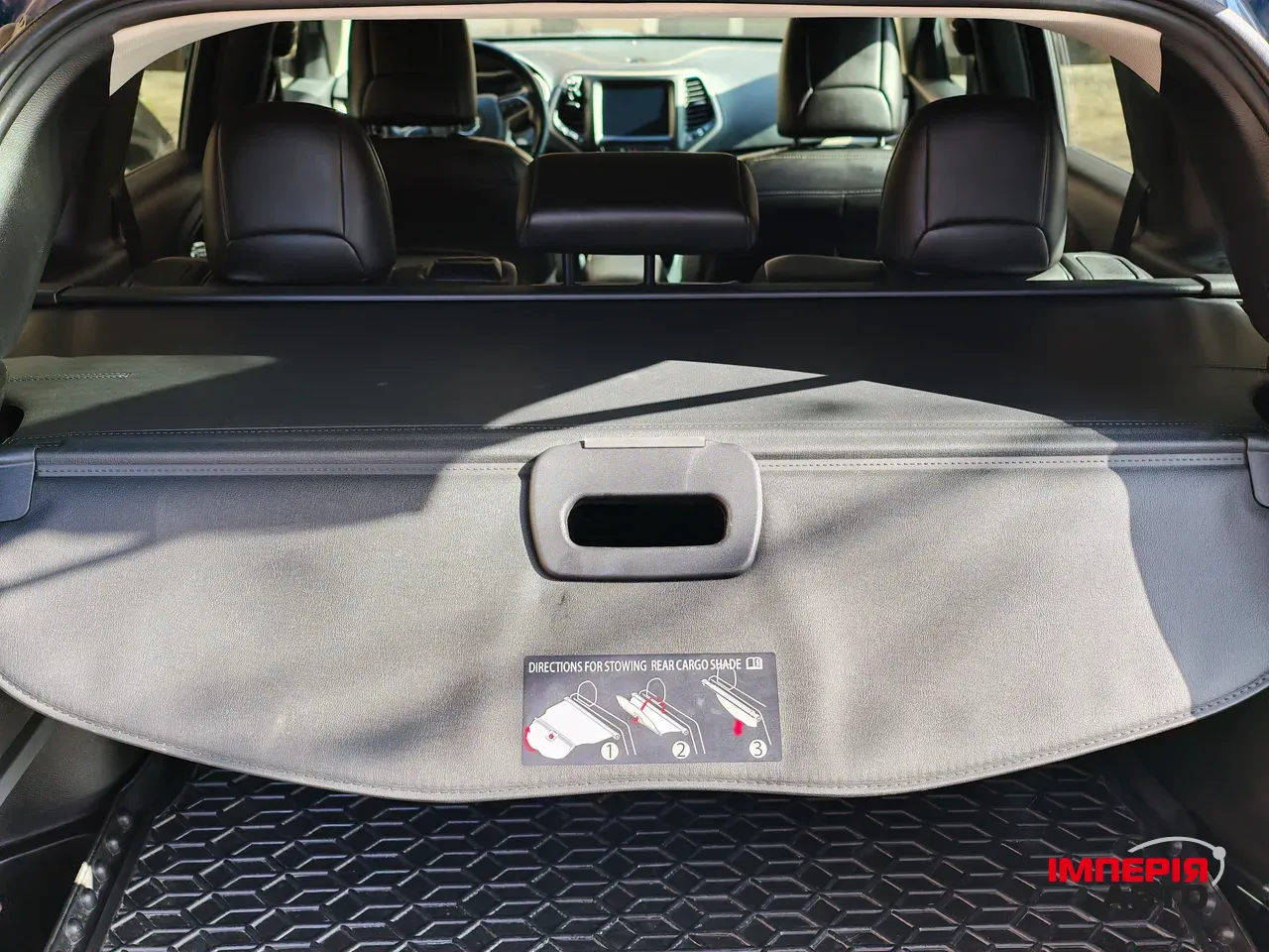 Jeep Cherokee - фото 16