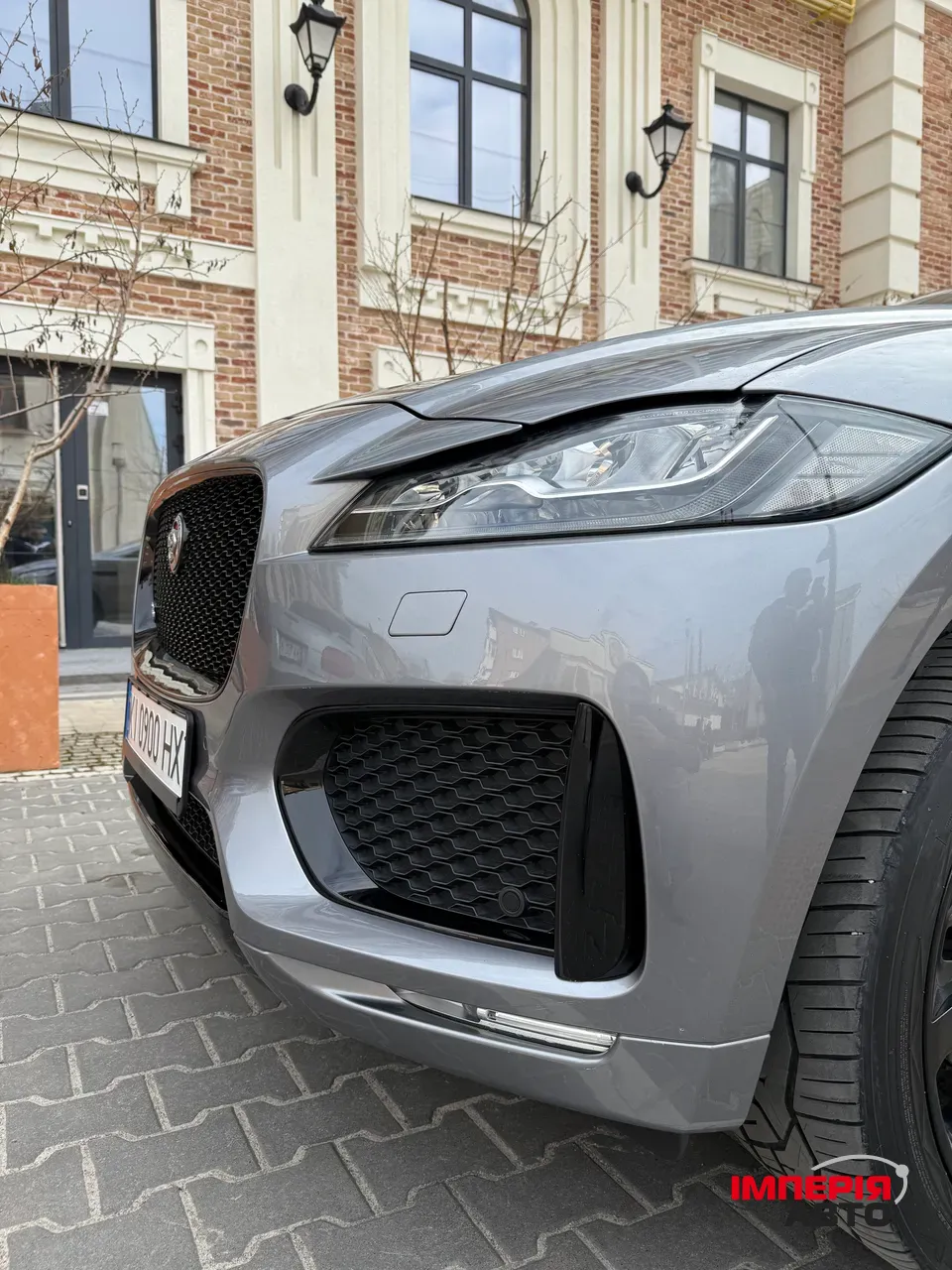 Jaguar F-Pace - фото 15