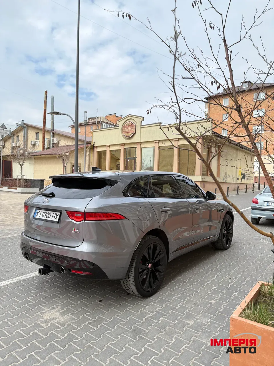 Jaguar F-Pace - фото 7