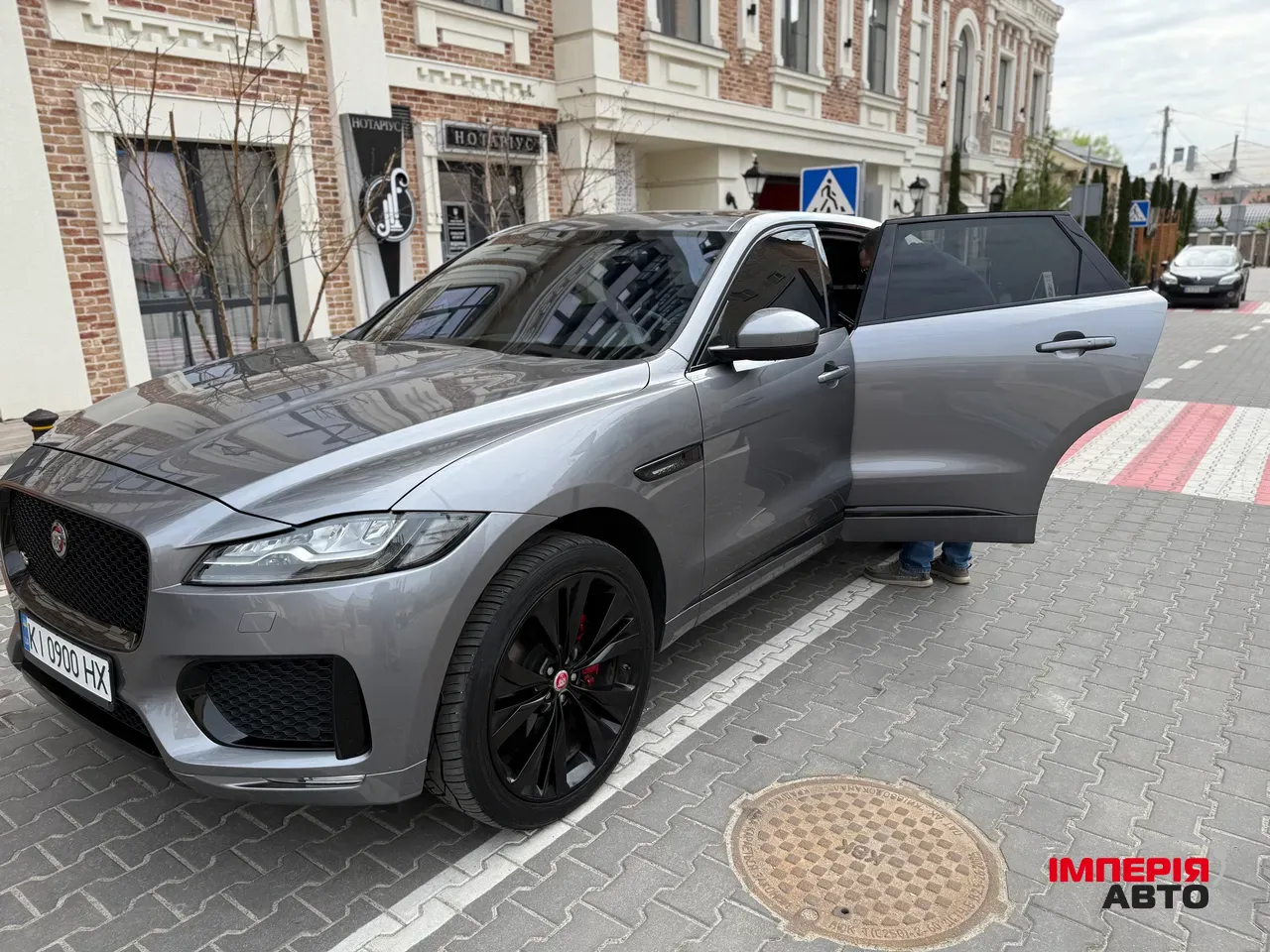 Jaguar F-Pace - фото 21