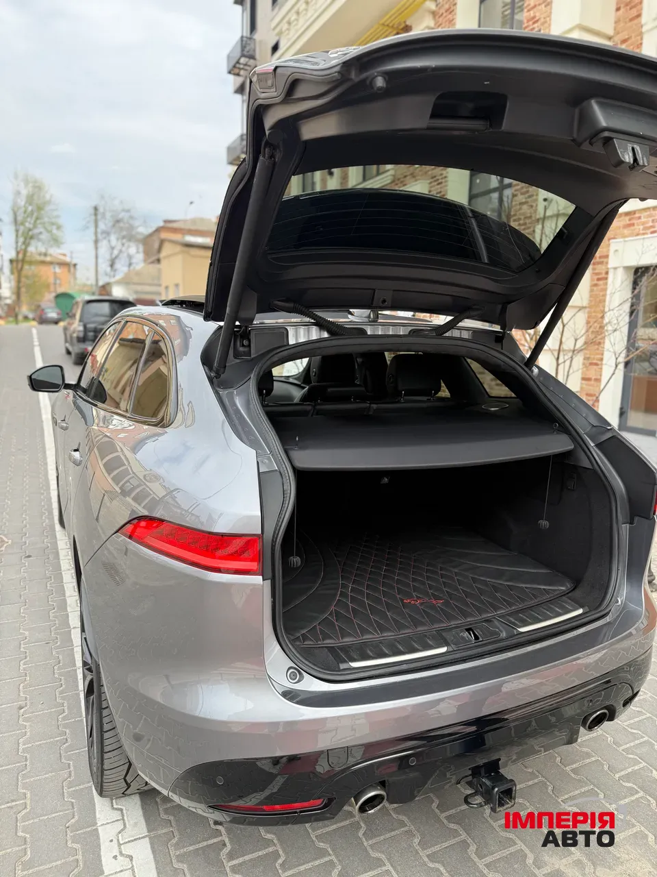 Jaguar F-Pace - фото 22
