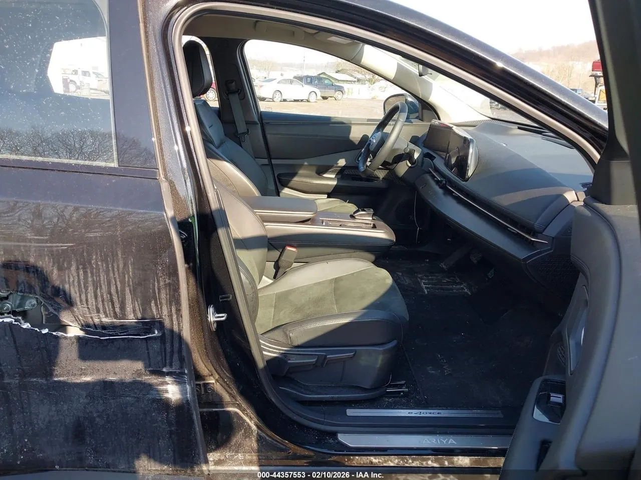 Nissan Ariya - фото 6