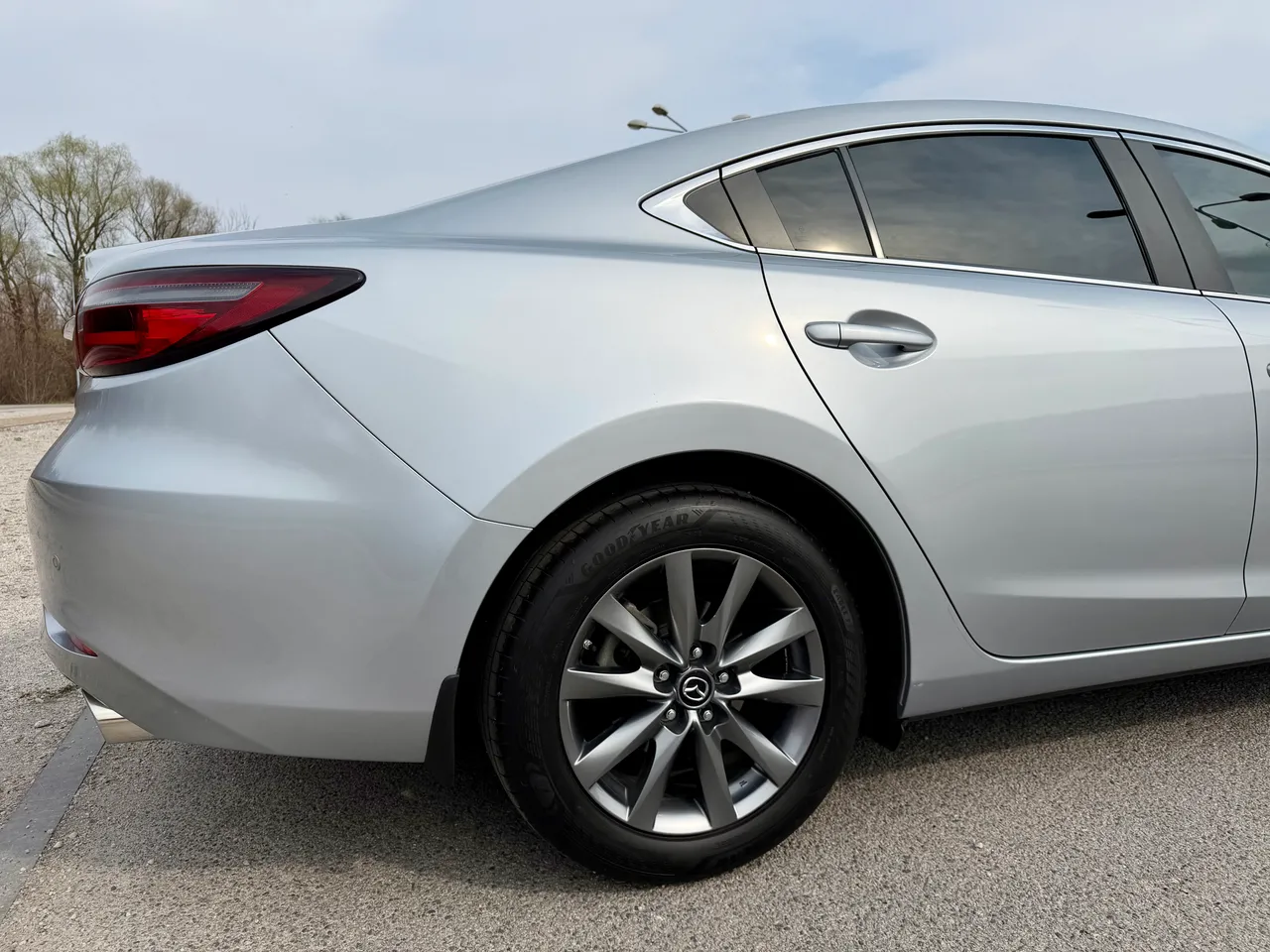 Mazda 6 - фото 15