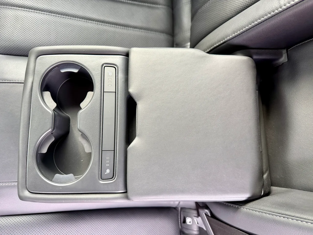 Mazda 6 - фото 34