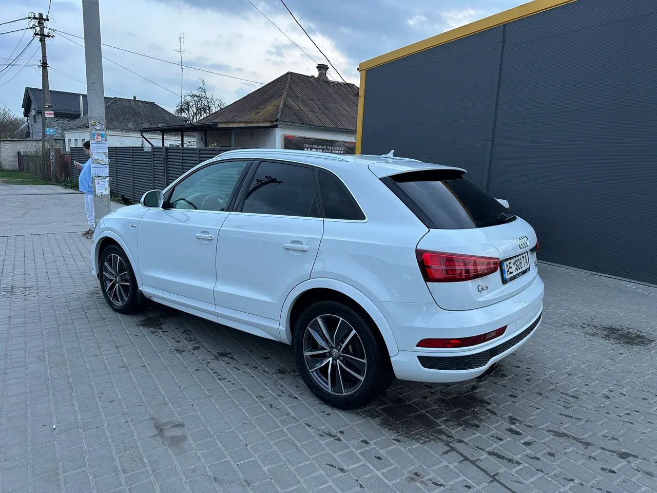 Audi Q3 - фото 5