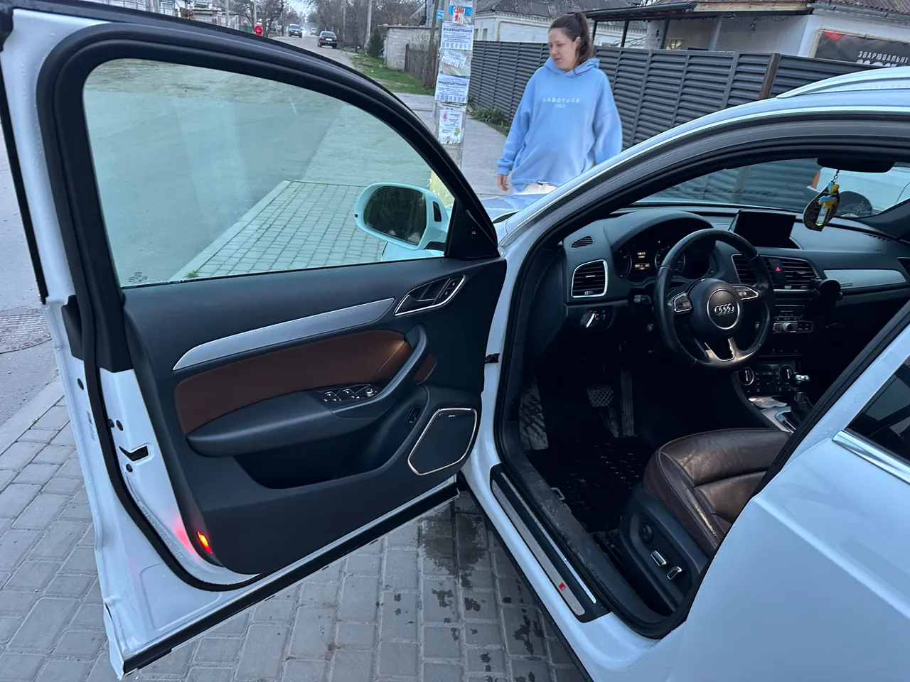 Audi Q3 - фото 15