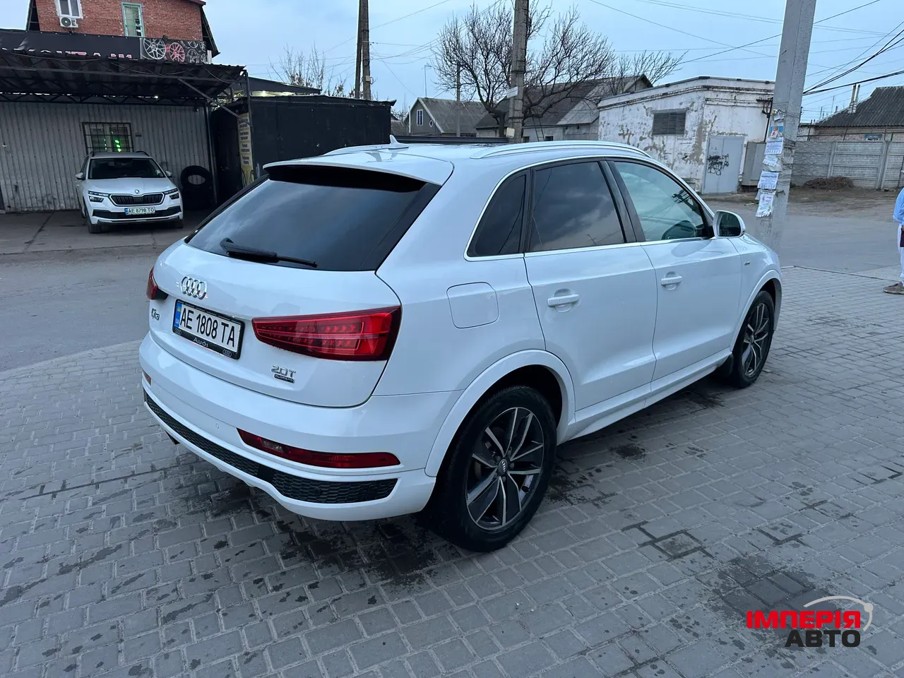 Audi Q3 - фото 7