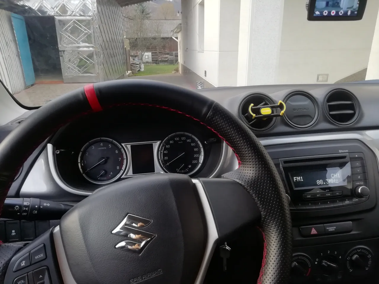 Suzuki Vitara - фото 15