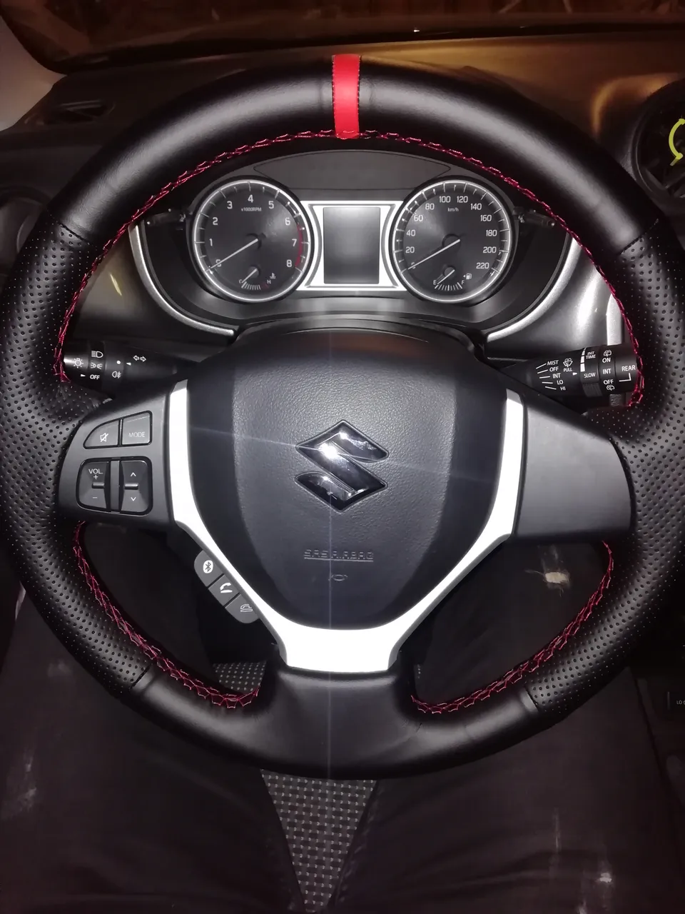 Suzuki Vitara - фото 17