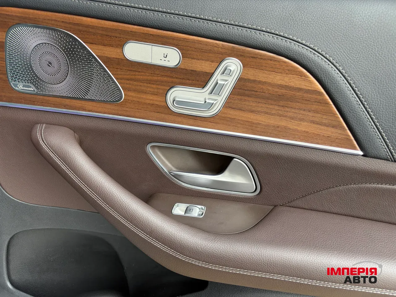 Mercedes-Benz GLS - фото 59