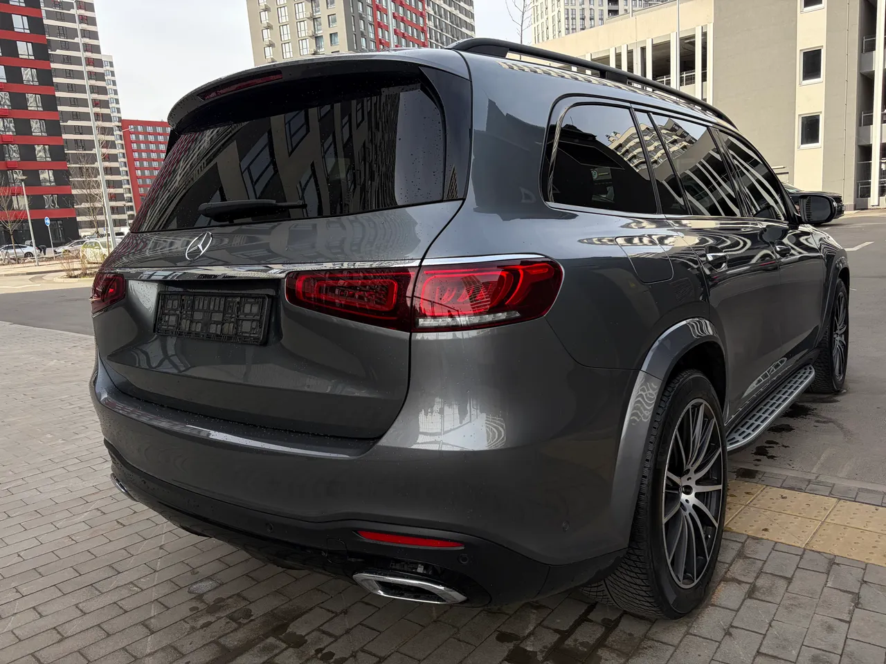Mercedes-Benz GLS - фото 27