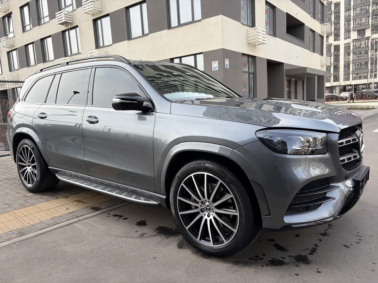 Mercedes-Benz GLS - фото 47