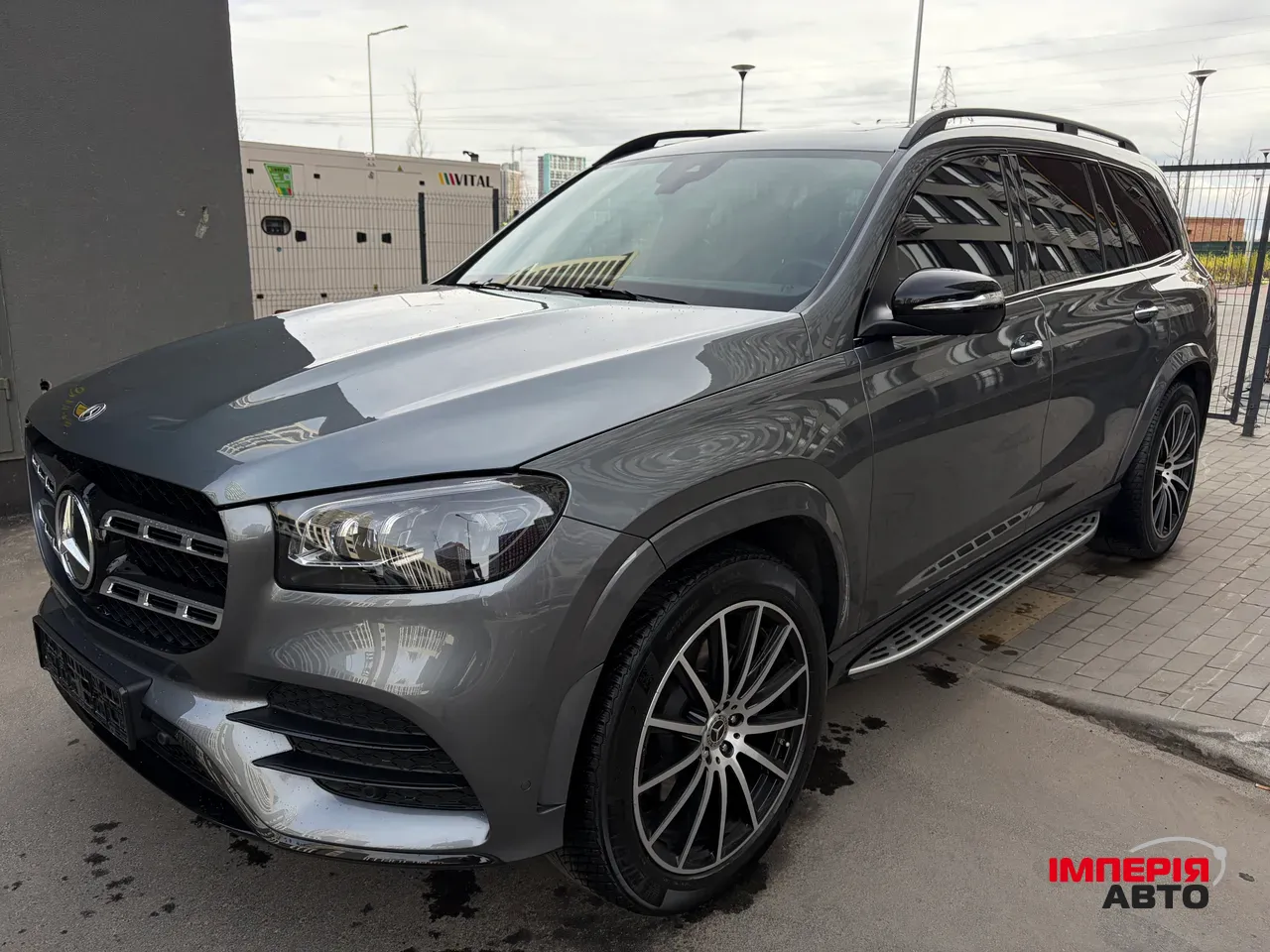 Mercedes-Benz GLS - фото 15