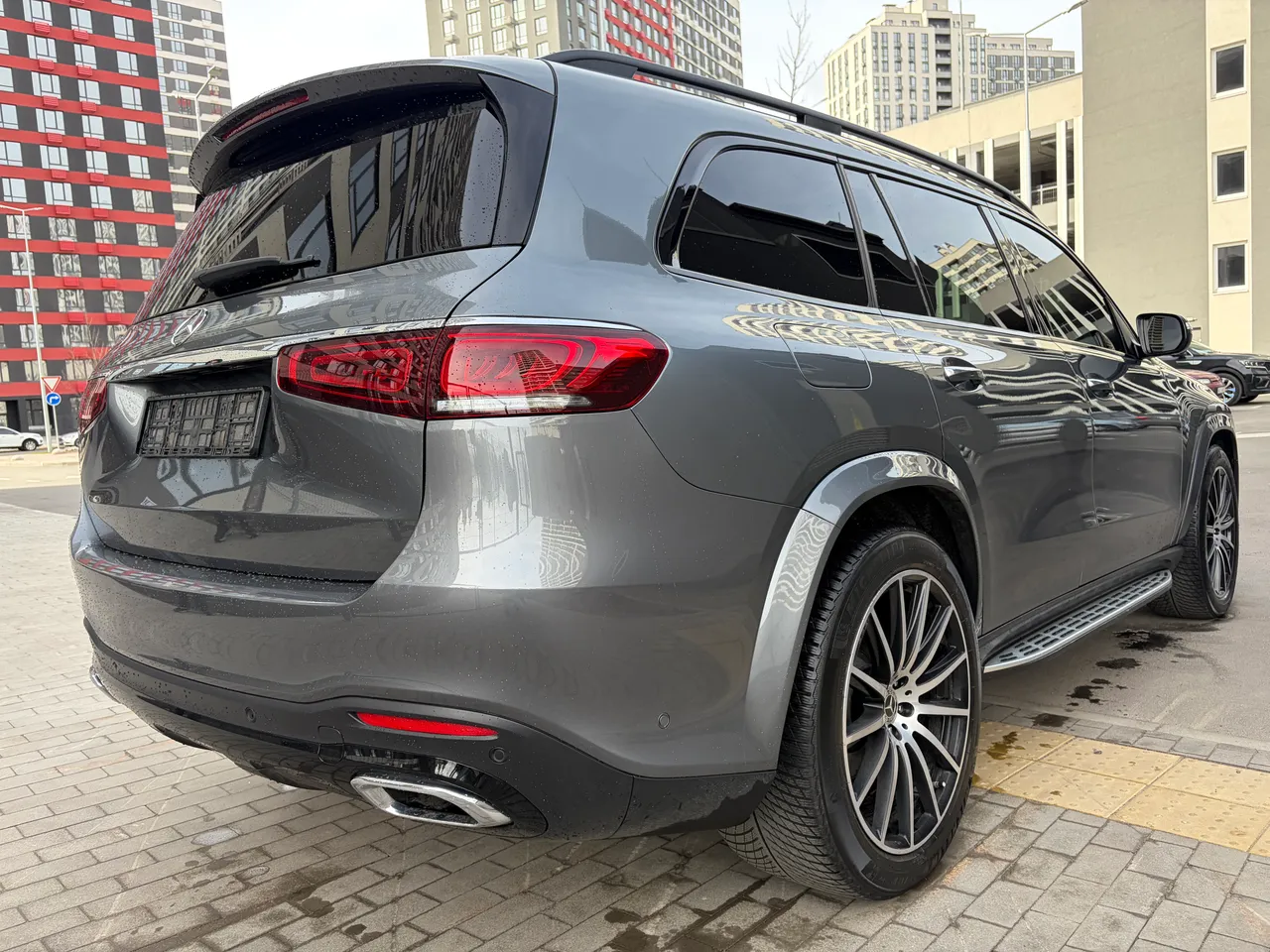 Mercedes-Benz GLS - фото 32