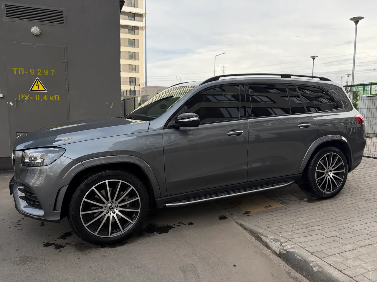 Mercedes-Benz GLS - фото 22