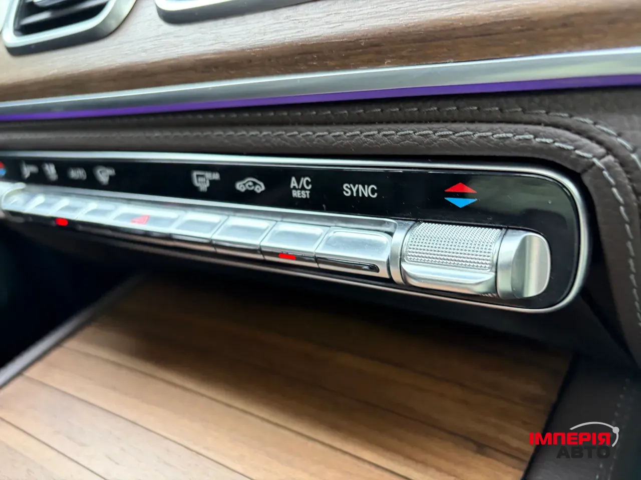 Mercedes-Benz GLS - фото 64