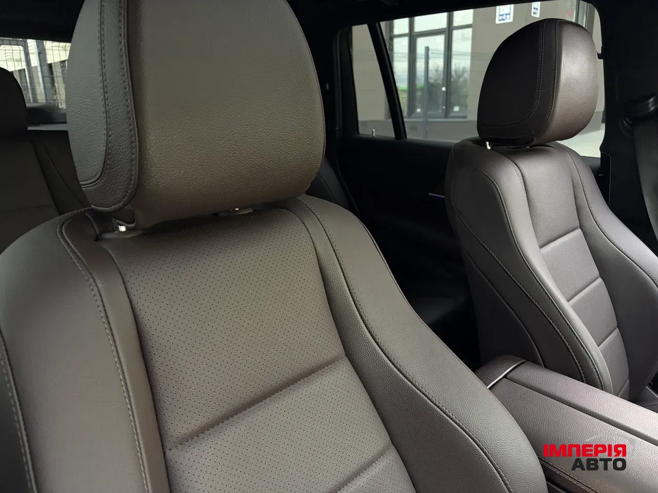 Mercedes-Benz GLS - фото 1