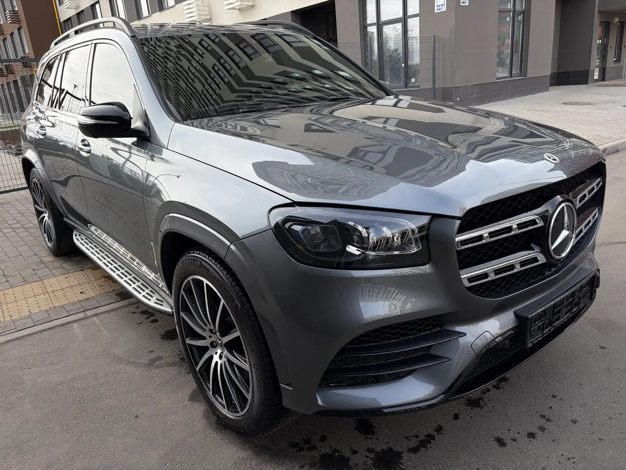 Mercedes-Benz GLS - фото 42