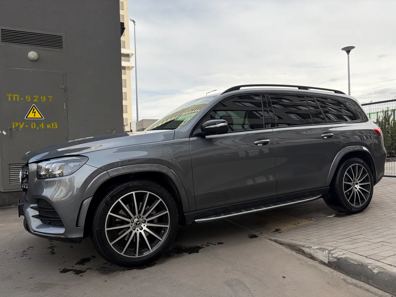 Mercedes-Benz GLS - фото 21