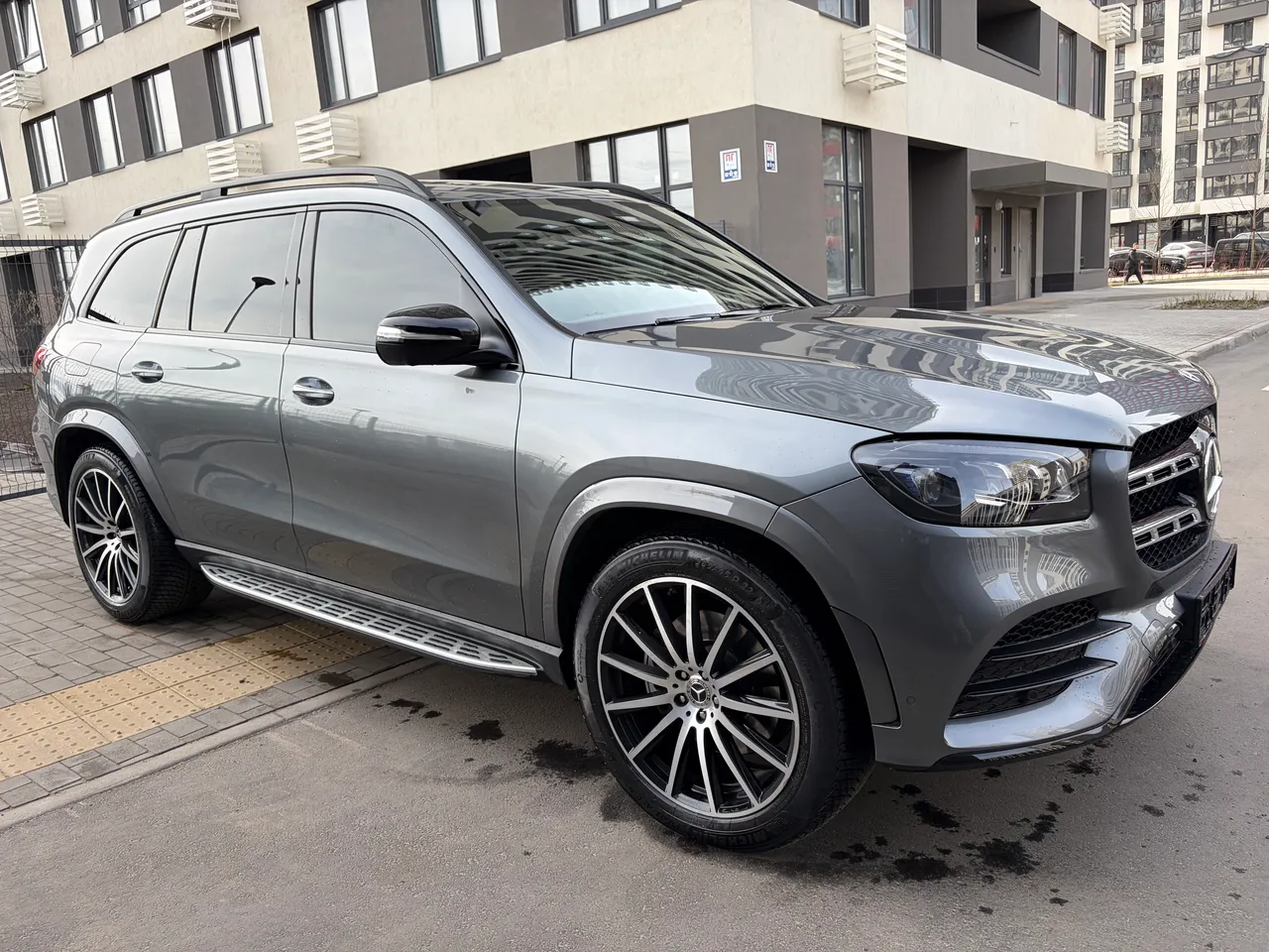 Mercedes-Benz GLS - фото 48