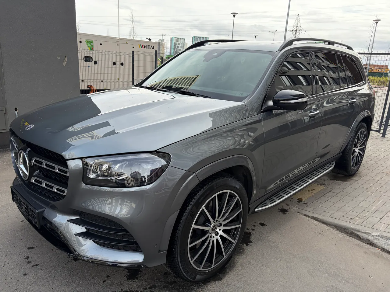 Mercedes-Benz GLS - фото 54