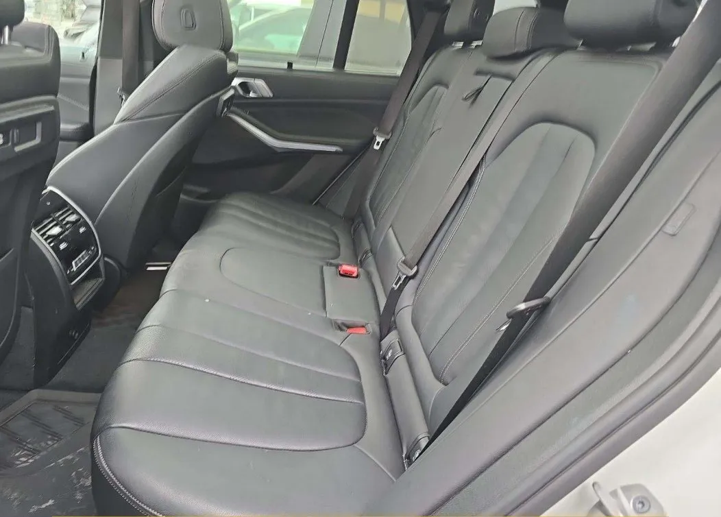 BMW X5 - фото 9