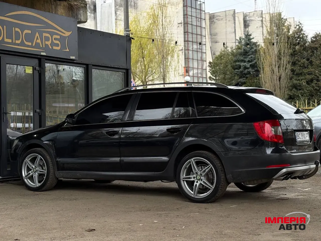 Skoda Superb - фото 9