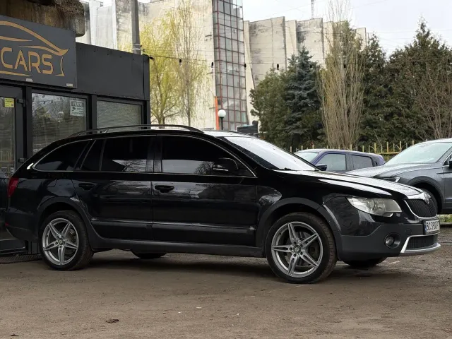 Skoda Superb - фото 2