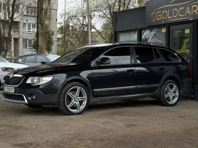 Skoda Superb - фото 5
