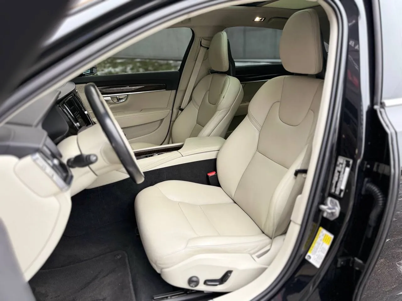 Volvo S90 - фото 8