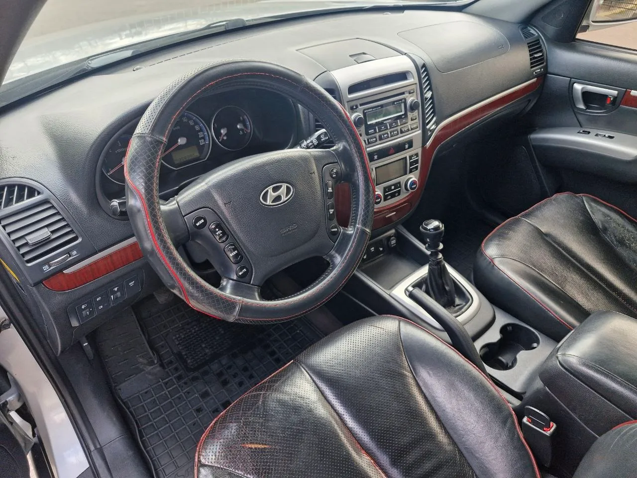 Hyundai Santa Fe - фото 12