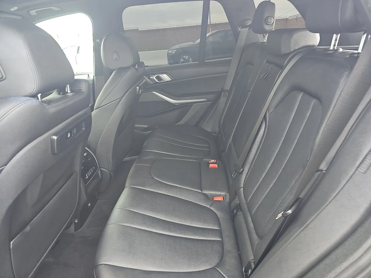 BMW X5 - фото 12