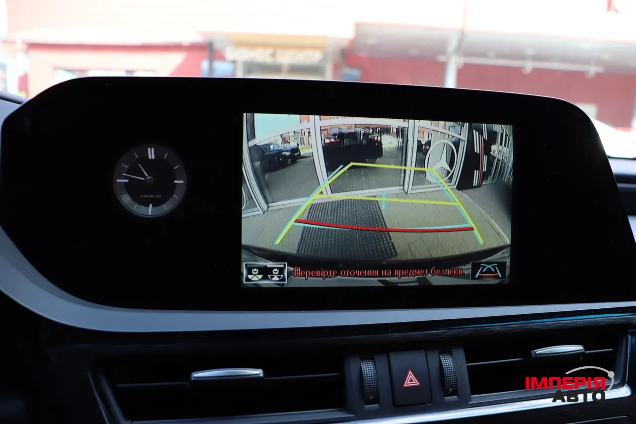 Lexus ES - фото 23