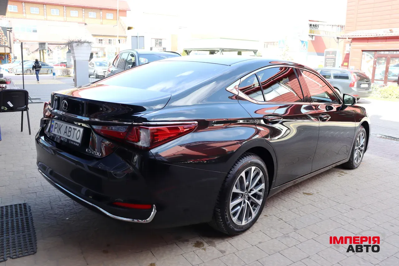 Lexus ES - фото 3