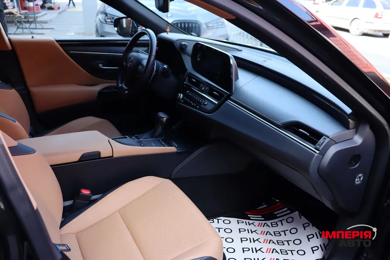 Lexus ES - фото 41