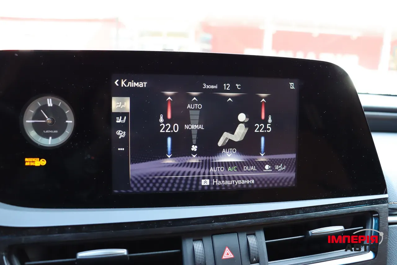 Lexus ES - фото 25